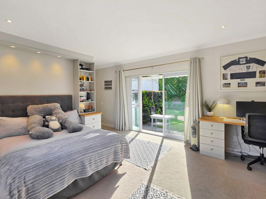 3 Bedroom Property for Sale in Constantia Western Cape